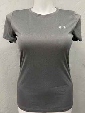 Under Armour HeatGear Gray Short Sleeve Athletic Tee Shirt Medium